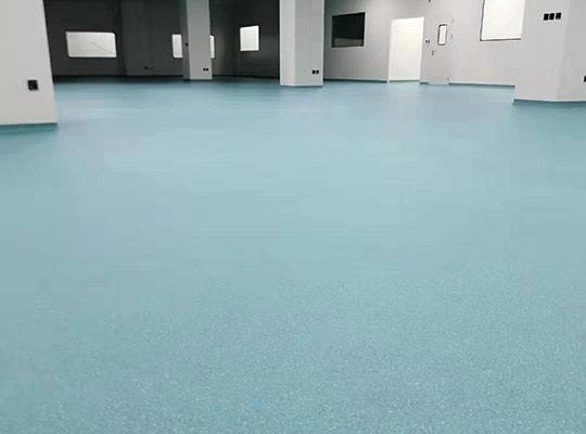 药厂彩砂自流平施工案例